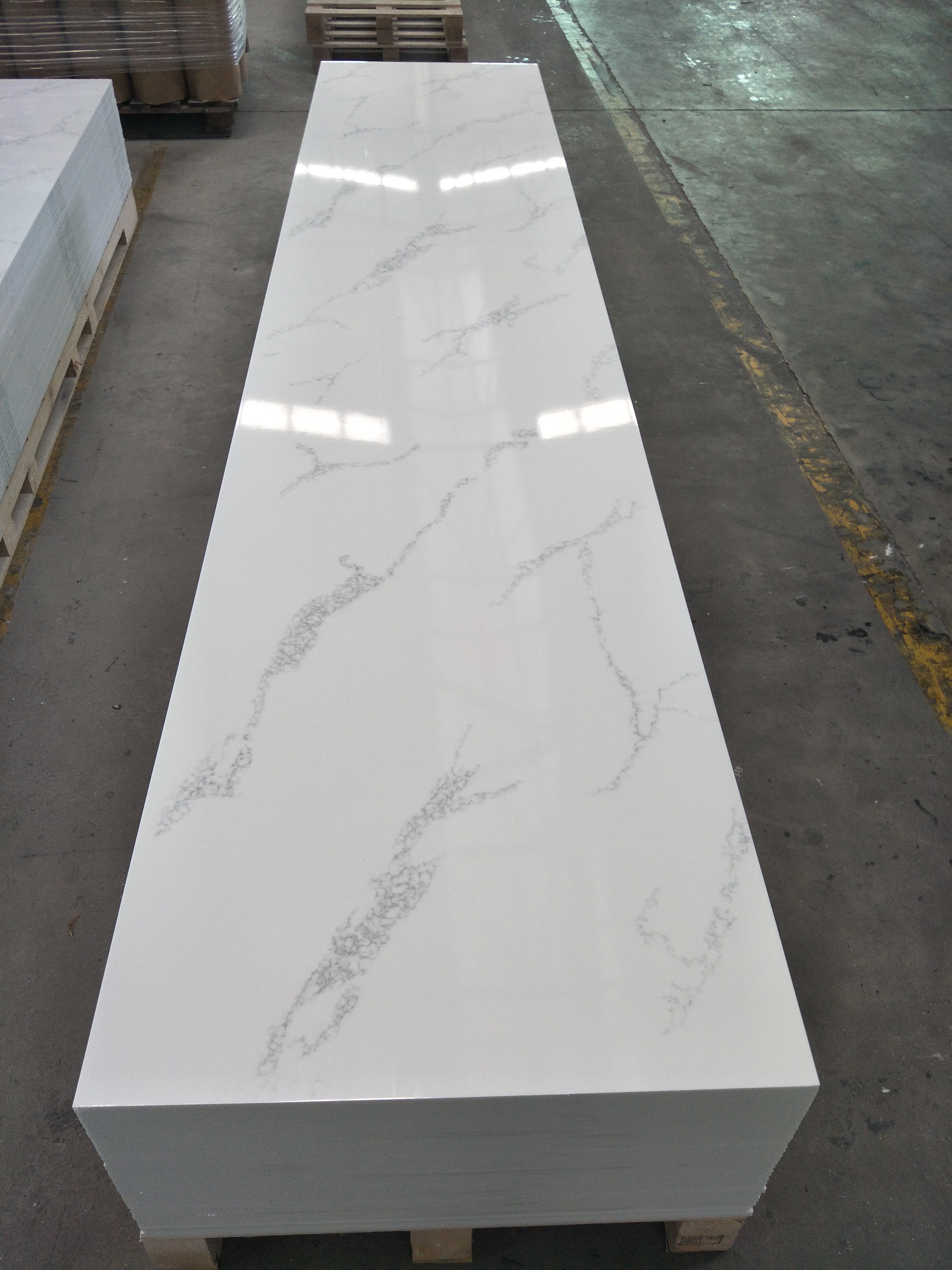 Feuilles de surface solide en marbre artificiel blanc Calacatta